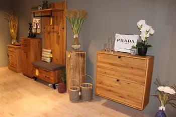 Garderoben in Massivholz